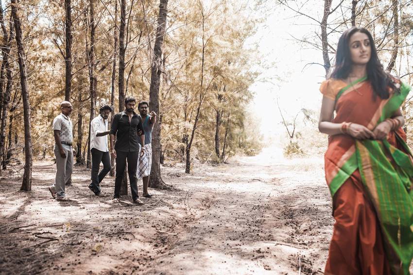 Rape, Women Rape, Crime Against Women, Ganesh Toasty, Photoshoot, Photo Story, Photo Series, Indian society, Girls In India, Feminism, Emotional Photos, Women safety, Jansatta