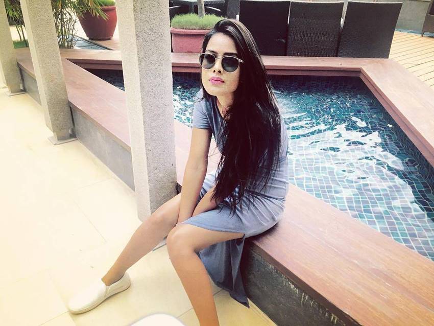 ek-hazaaron-mein-meri-behna-hai-star-nia-sharma-latest-pohtoshoot-hot-photos11