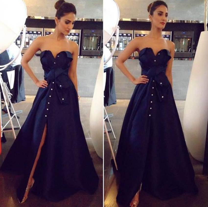 deepika padukone, priyanka chopra, lisa haydon, nia sharma, malaika arora khan