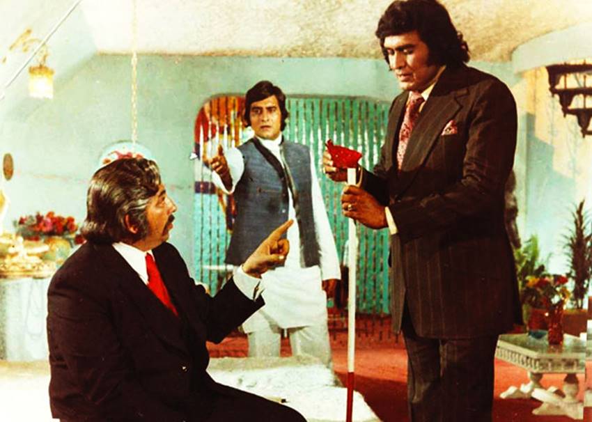 demonetization, demonetization news, demonetization effects, demonetization effects on bollywood, demonetization effects on bollywood celebrities, rishi kapoor, demonetization in hindi, bollywood black money, bollywood demonetization, 500 note, 500 rupee note, 1000 note, 1000 rupee note, 500 new rupee note, black money in film industry, demonetization in India, Bollywood News, Entertainment News