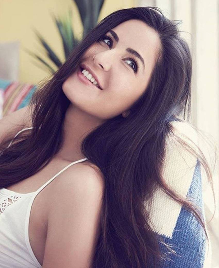 Katrina Kaif, Katrina Kaif Photos, Katrina Kaif hot photos, Katrina Kaif pics, Katrina beautiful photos, katrina kaif hot pics, katrina kaif latest photos, kat pics, kat photos