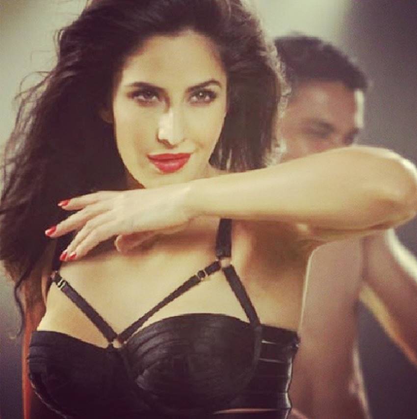 Katrina Kaif, Katrina Kaif Photos, Katrina Kaif hot photos, Katrina Kaif pics, Katrina beautiful photos, katrina kaif hot pics, katrina kaif latest photos, kat pics, kat photos