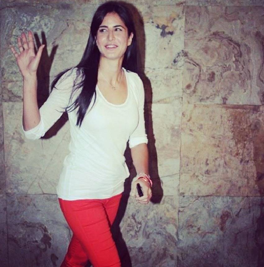 Katrina Kaif, Katrina Kaif Photos, Katrina Kaif hot photos, Katrina Kaif pics, Katrina beautiful photos, katrina kaif hot pics, katrina kaif latest photos, kat pics, kat photos