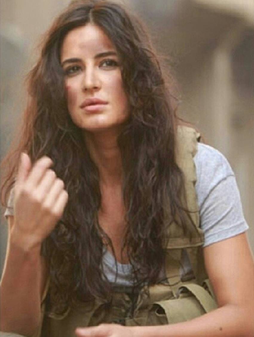 Katrina Kaif, Katrina Kaif Photos, Katrina Kaif hot photos, Katrina Kaif pics, Katrina beautiful photos, katrina kaif hot pics, katrina kaif latest photos, kat pics, kat photos