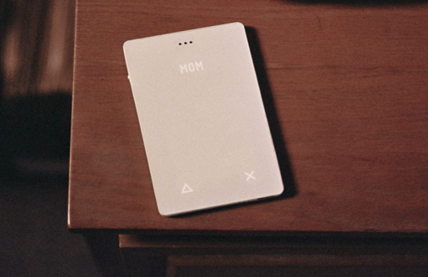 anti-smartphone, light phone to begin shipments from november 30, light phone, lightphone, mobiles