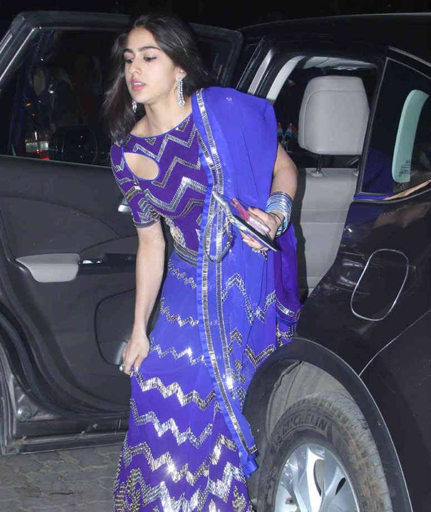 saif ali khan, sara ali khan, saif ali khan with sara ali khan, saif ali khan daughter, bollywood star pics, bollywood star photos, sara ali khan hot photos, sara ali khan diwali pics, sara ali khan in amitabh bachchan diwali party, amitabh bachchan diwali party, suhana khan, suhana khan shah rukh khan, suhana khan pictures, sara ali khan saif ali khan, sara ali khan pictures, star daughters, bollywood star kids