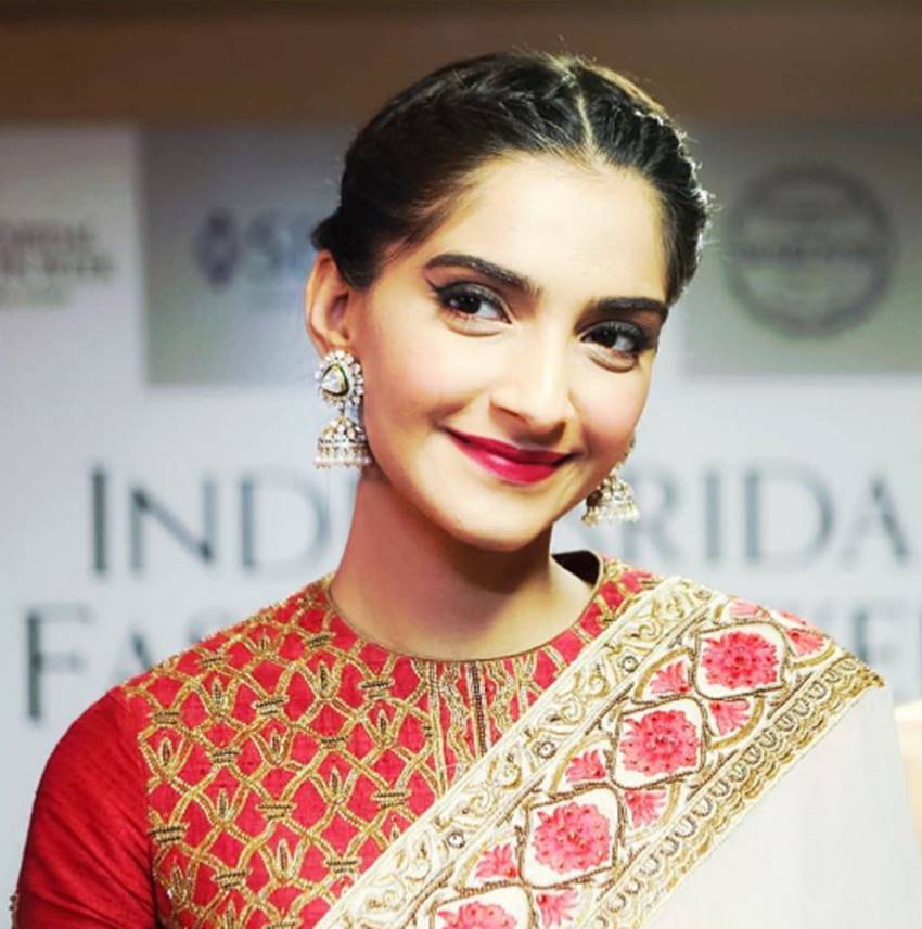 Sonam Kapoor, Sonam Kapoor photos, Sonam Kapoor pics, Sonam Kapoor photoshoot, Sonam Kapoor hot pics, Sonam Kapoor bikini pics, Sonam Kapoor pictures, Sonam Kapoor images, photos Sonam Kapoor, Sonam Kapoor instagram pics, Sonam Kapoor facebook pics, Sonam Kapoor instagram pictures, Sonam Kapoor movies, Sonam Kapoor news in hindi, सोनम कपूर, सोनम कपूर फोटो, actress Sonam Kapoor photos, Bollywood news in hindi, entertainment news