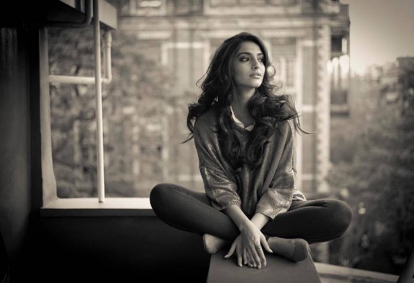 Sonam Kapoor, Sonam Kapoor photos, Sonam Kapoor pics, Sonam Kapoor photoshoot, Sonam Kapoor hot pics, Sonam Kapoor bikini pics, Sonam Kapoor pictures, Sonam Kapoor images, photos Sonam Kapoor, Sonam Kapoor instagram pics, Sonam Kapoor facebook pics, Sonam Kapoor instagram pictures, Sonam Kapoor movies, Sonam Kapoor news in hindi, सोनम कपूर, सोनम कपूर फोटो, actress Sonam Kapoor photos, Bollywood news in hindi, entertainment news