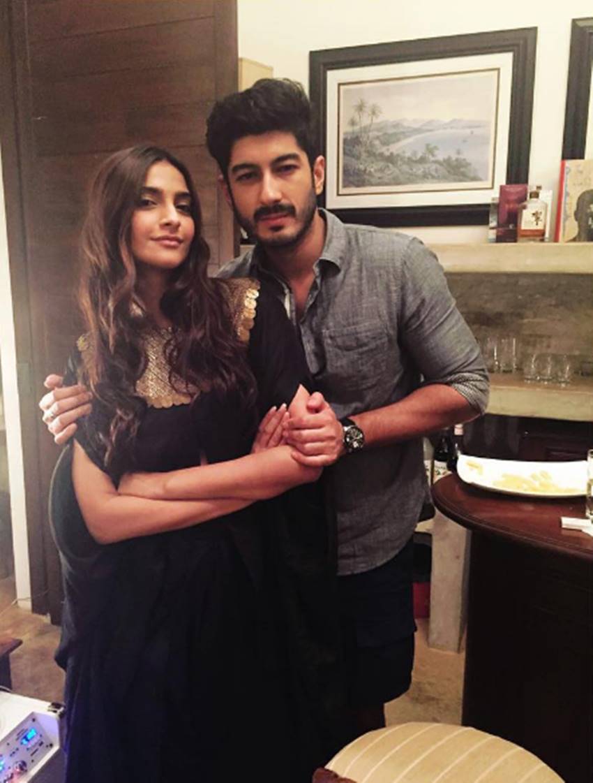 Sonam Kapoor, Sonam Kapoor photos, Sonam Kapoor pics, Sonam Kapoor photoshoot, Sonam Kapoor hot pics, Sonam Kapoor bikini pics, Sonam Kapoor pictures, Sonam Kapoor images, photos Sonam Kapoor, Sonam Kapoor instagram pics, Sonam Kapoor facebook pics, Sonam Kapoor instagram pictures, Sonam Kapoor movies, Sonam Kapoor news in hindi, सोनम कपूर, सोनम कपूर फोटो, actress Sonam Kapoor photos, Bollywood news in hindi, entertainment news