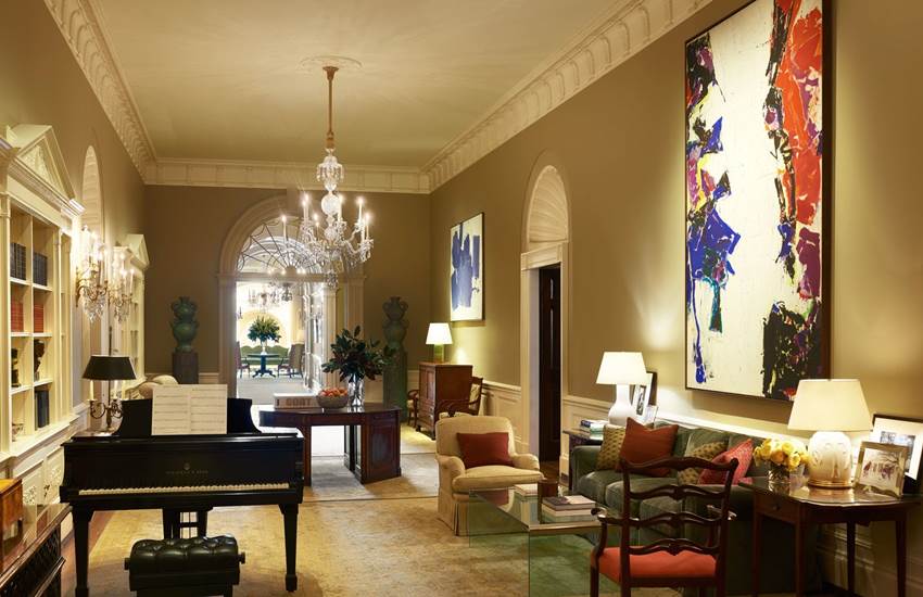 barack obama, obama private quarter, white house, obama white house quarter, obama house inside pics