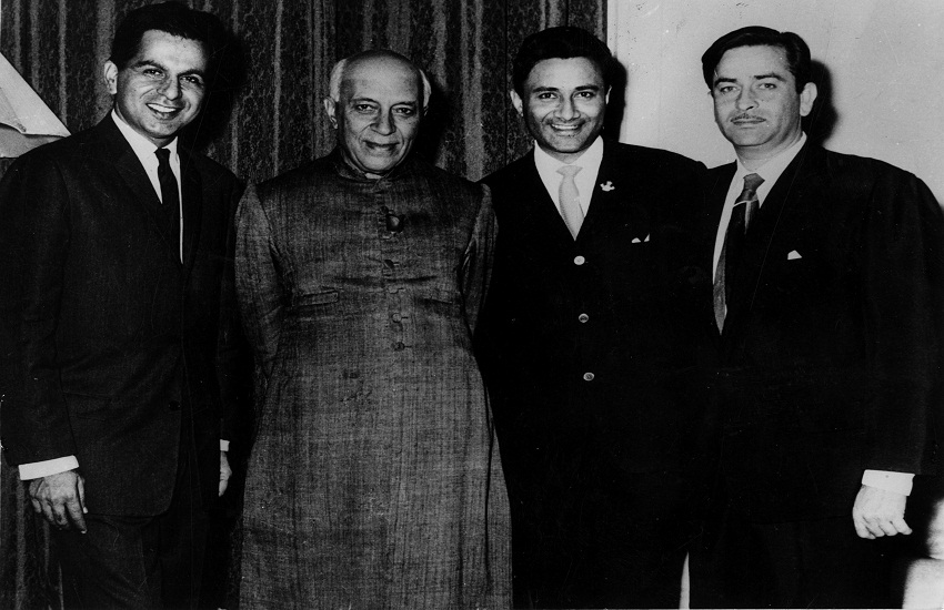 (बाएं से दाएं) दिलीप कुमार, जवाहरलाल नेहरू, देव आनंद, राज कपूर। (Express archive photo)