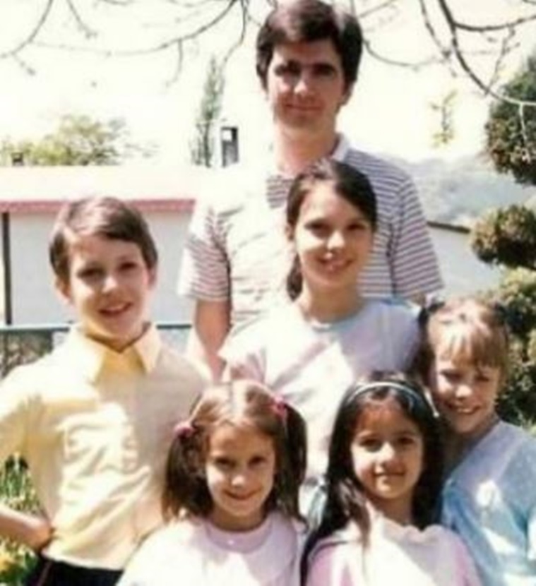 Katrina Kaif, Katrina Kaif chilhood photos, Katrina Kaif cute picture, katrina kaif age, katrina kaif photos, Katrina Kaif real name, Katrina Kaif parents, Katrina Kaif biography, Katrina Kaif film