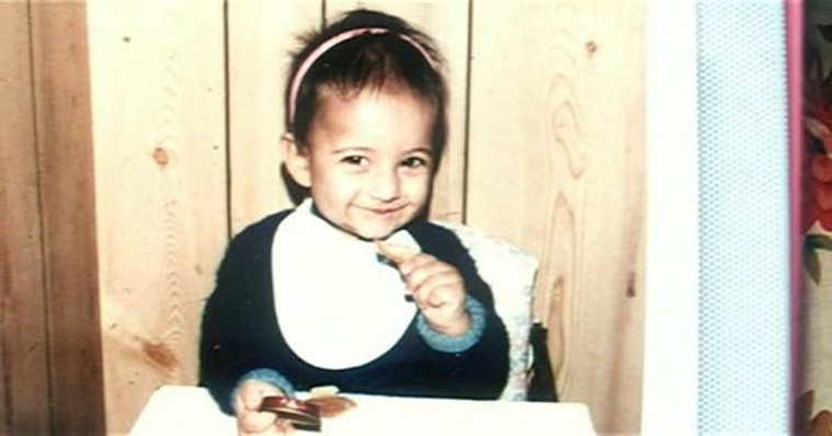 Katrina Kaif, Katrina Kaif chilhood photos, Katrina Kaif cute picture, katrina kaif age, katrina kaif photos, Katrina Kaif real name, Katrina Kaif parents, Katrina Kaif biography, Katrina Kaif film
