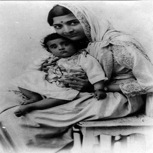 kamla nehru, indira gandhi