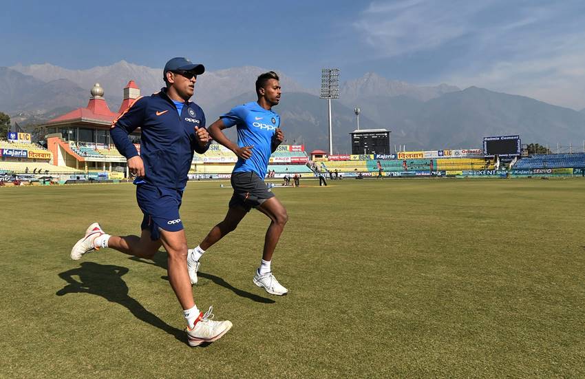 Hardik Pandya, MS Dhoni