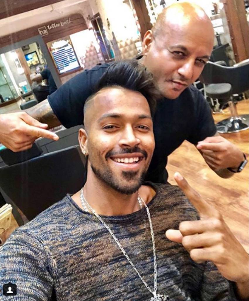 Aalim Hakim, Aalim Hakim pics, Aalim Hakim photos, Aalim Hakim pictures, Hairstylist Aalim Hakim, Hairstylist Aalim Hakim pics, Hairstylist Aalim Hakim photos, Virat Kohli, Yuvraj Singh, Hardik Pandya, Hardik Pandya hair cut, Hardik Pandya new look, Hardik Pandya new look pics, Hardik Pandya new look photos, Hardik Pandya pics, Bollywood Stars, Bollywood Stars Hairstylist, photo gallery