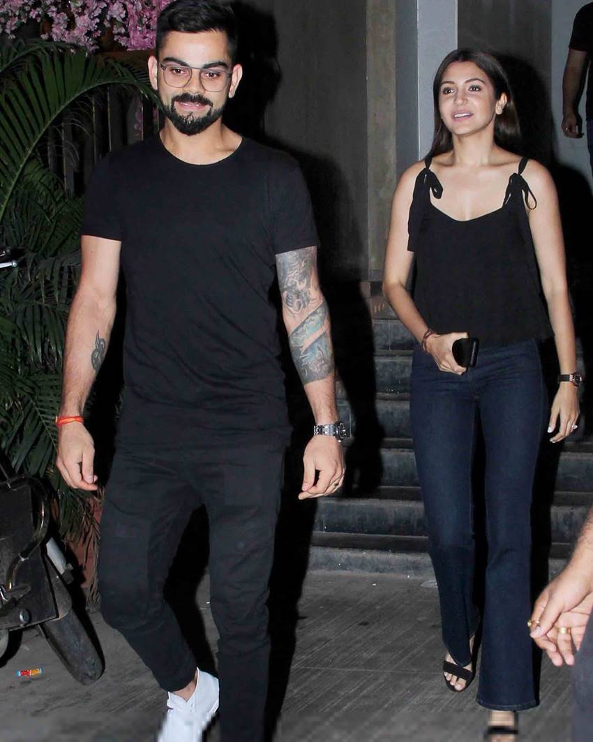 virat kohli, anushka sharma, virat anushka, anushka virat, anushka virat same clothes, anushka virat dinner, virat anushka dinner date, anushka virat photos, virushka, virat anushka photos, anushka sharma news, anushka sharma movies
