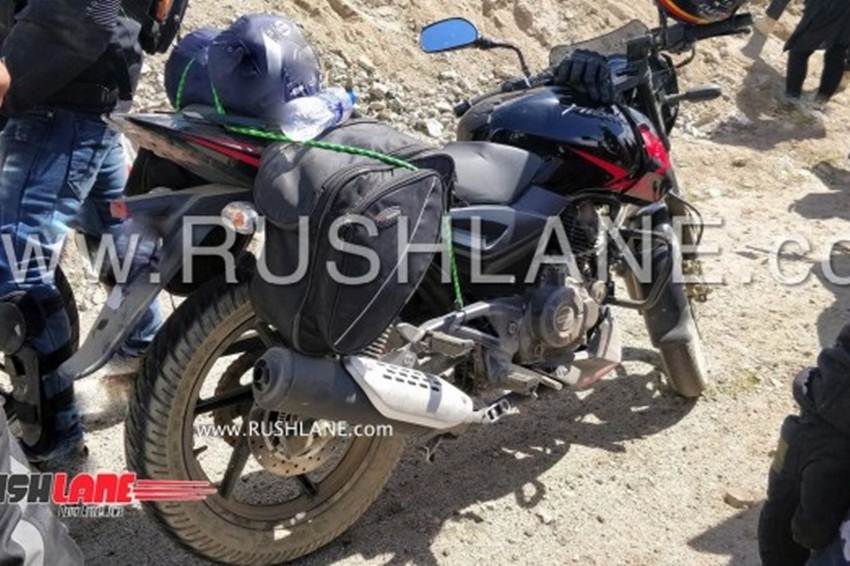 New Bajaj Pulsar 150, New Pulsar 150, Pulsar 150, Anti Lock Braking System, ABS Unit, New Paint Theme, Dual Color Tone, Honda CB Unicorn 150, Hero Xtreme Sports, TVS Apache RTR 160, Car Bike News, Hindi News