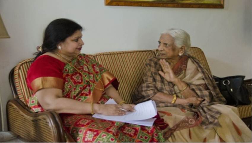 Padma Bhushan Girija Devi, Girija Devi, Girija Devi Interview, thumri, dhrupad, kheyal, tappa, tarana and sadara, Padma Bhushan, Girija Devi old Interview, Sangeet Natak Akademu Awards 2010, Girija Devi performes, Girija Devi