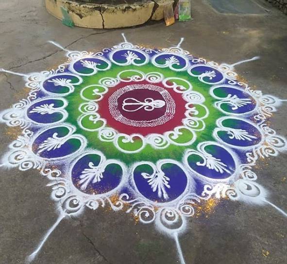 karwa chauth rangoli Images