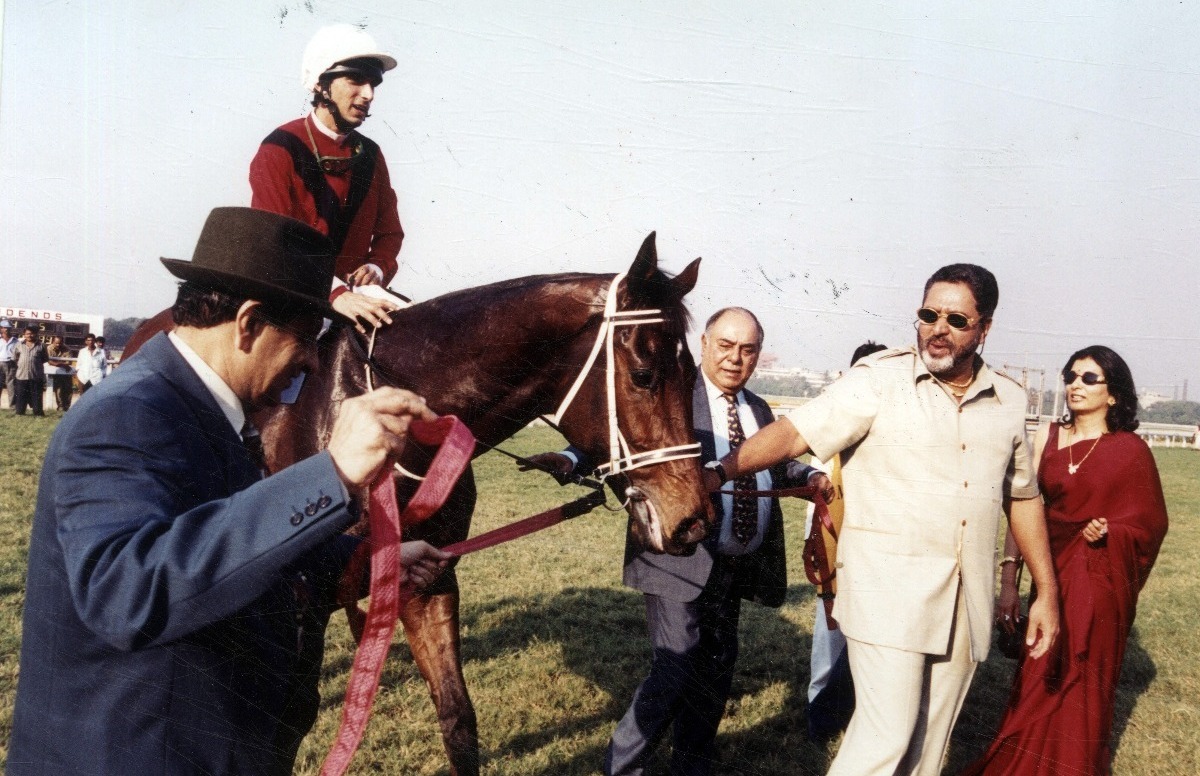 Vijay Mallaya, Horse, Cars