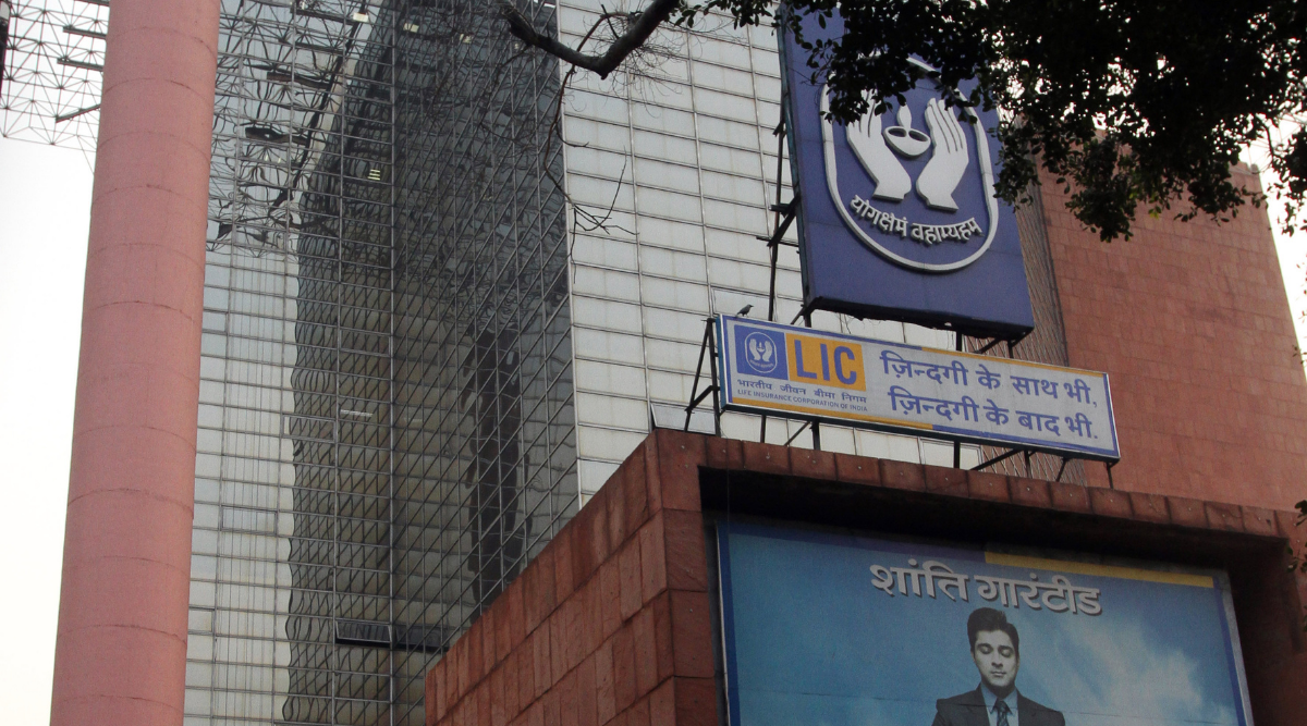 How to update PAN Card Details with LIC online and offline, Know