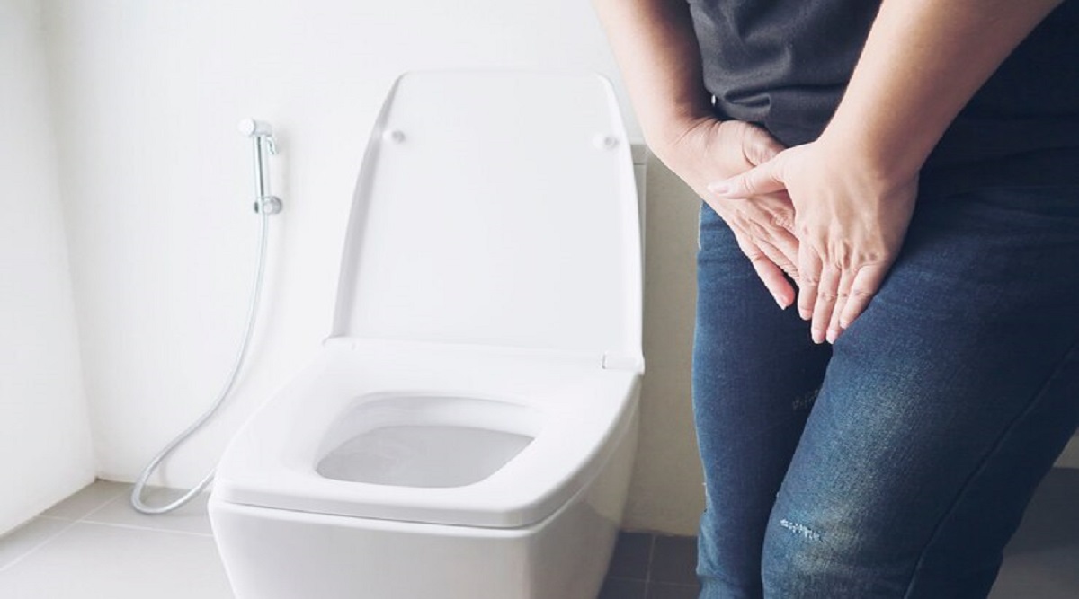 Can women get urinary tract infection from public toilet, know expert's