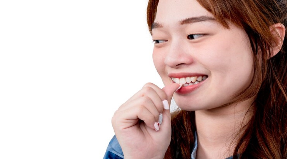 how to stop nail biting habit know the best tips to get rid of this