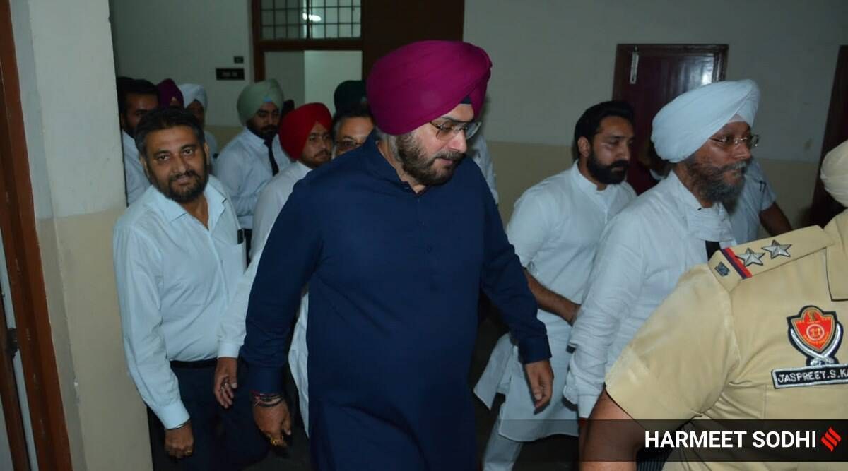 Navjot Singh Sidhu complains of canteen card misuse patiala jail