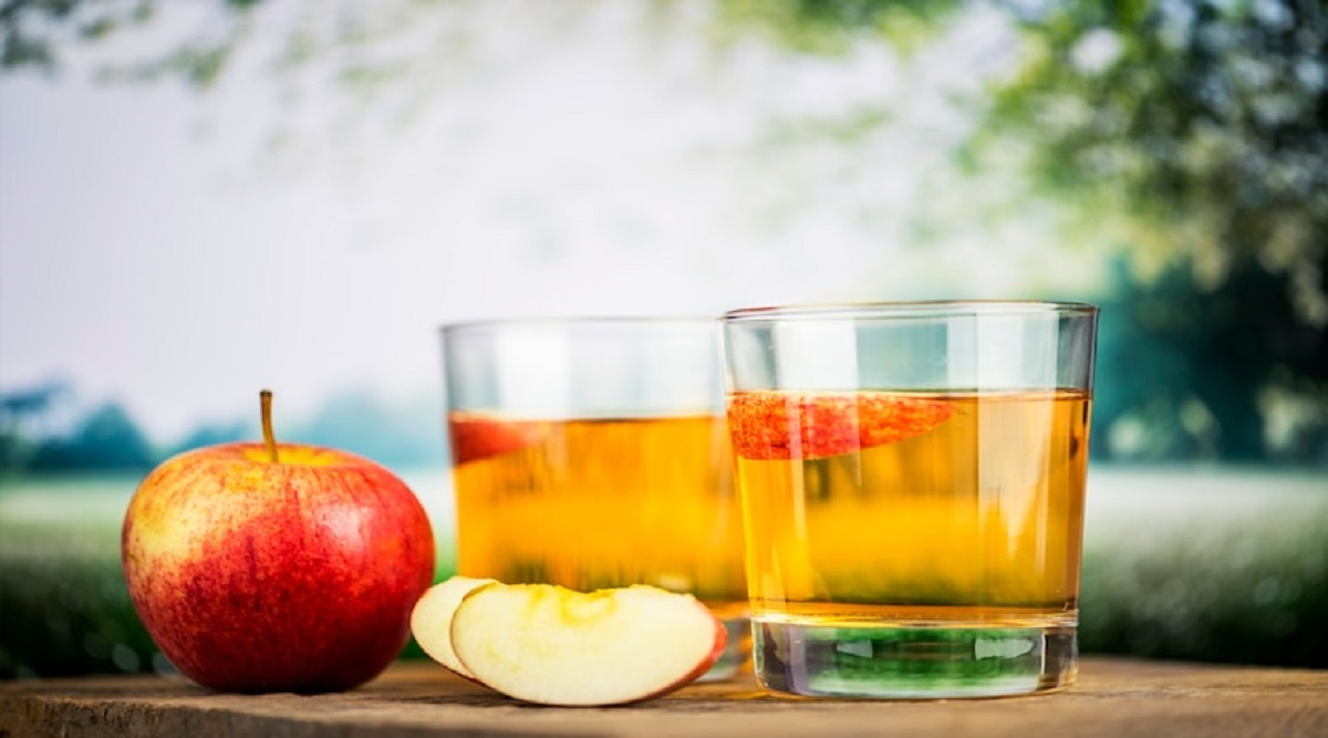 These 3 fruits juice are very effective of controlling uric acidयूरिक