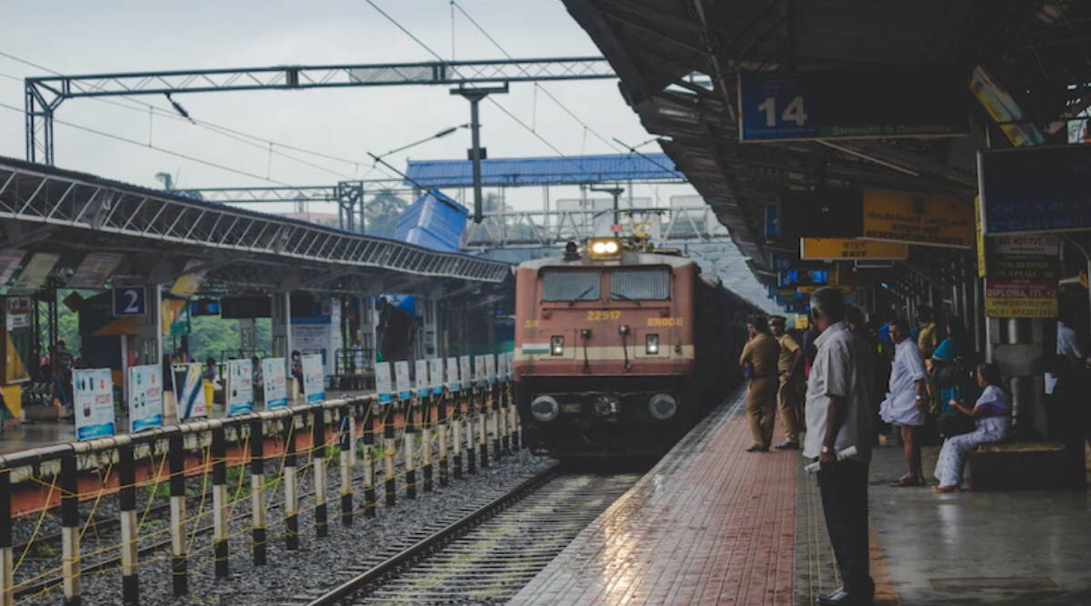 Trains Cancelled Today रेलवे ने आज 230 ट्रेनों को किया कैंसिल, जानिए