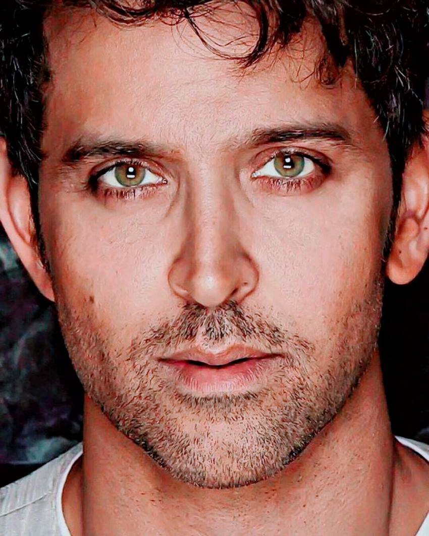 Actors With Different Eye Colour Hrithik Roshan, Aishwarya Rai
