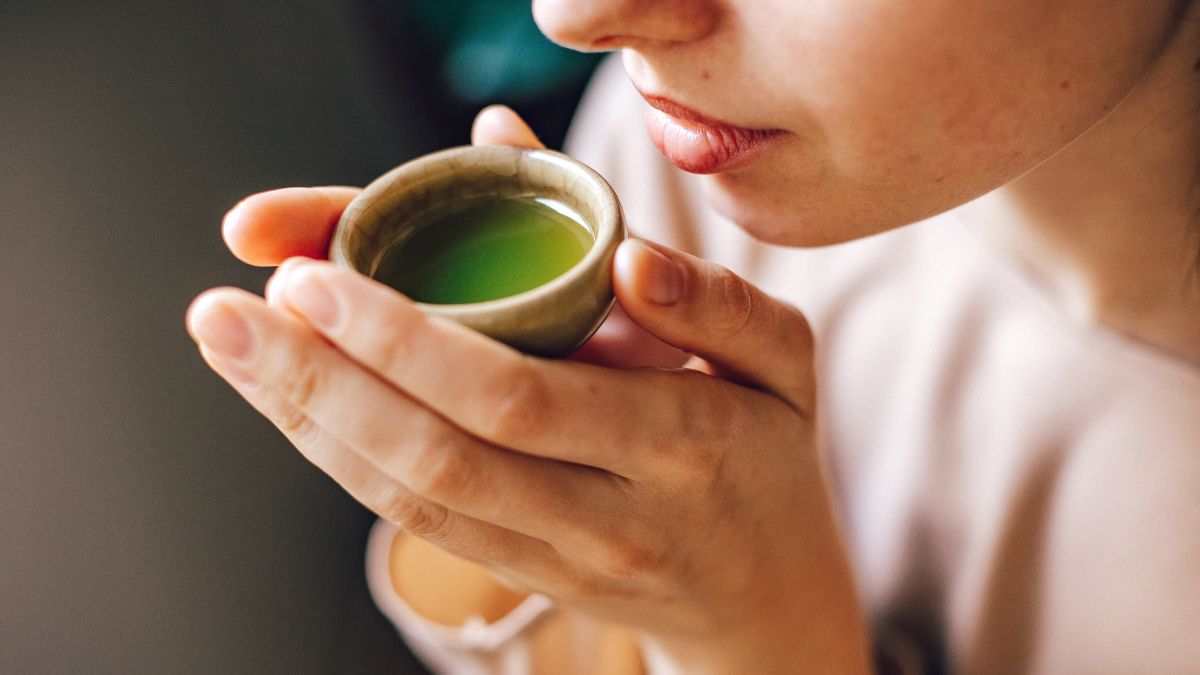 Cholesterol can be reduced by consuming green tea Cholesterol इस एक