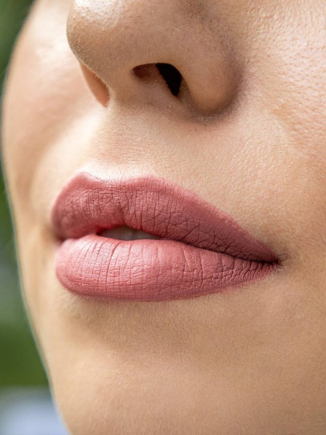Pink Lips की है चाहत, ट्राय कर सकती हैं ये 5 आसान उपाय Jansatta