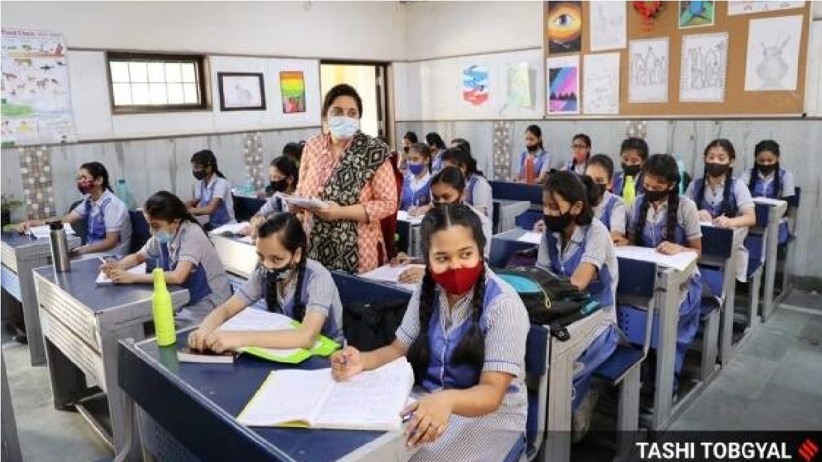 Atishi Marlena instructions to take action against private schools