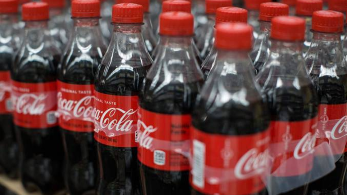 coca cola sale summer decline india shocking reason business गर्मी ने तगड़ा जलाया फिर भी कोका