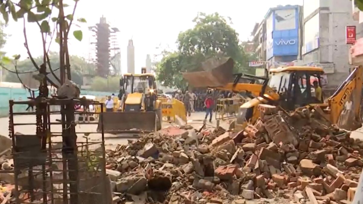 Delhi AAP leader Atishi writes to LG on demolition order of 14