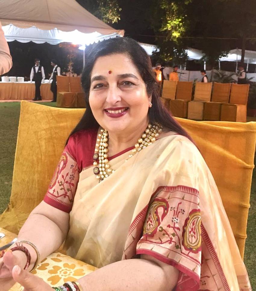 Anuradha Paudwal Birthday पति की मौत फिर गुलशन कुमार से लव अफेयर की
