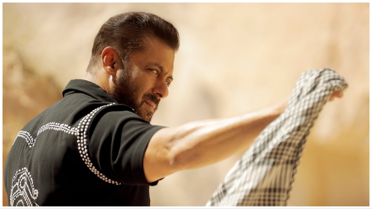 Tiger 3 Box Office Collection Day 13 बॉक्स ऑफिस पर नहीं दहाड़ पा रही