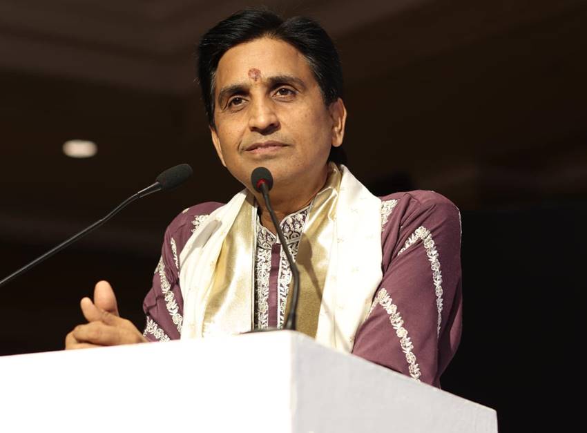 Kumar Vishwas motivational Poem